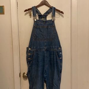 New without tags gap overalls medium